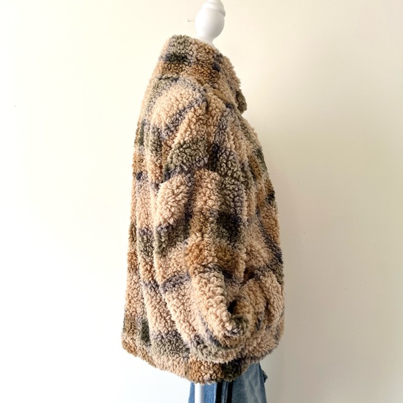 Thread & Supply Cream and Brown Teddy Jacket with Cozy Material S - Picture 11 of 14